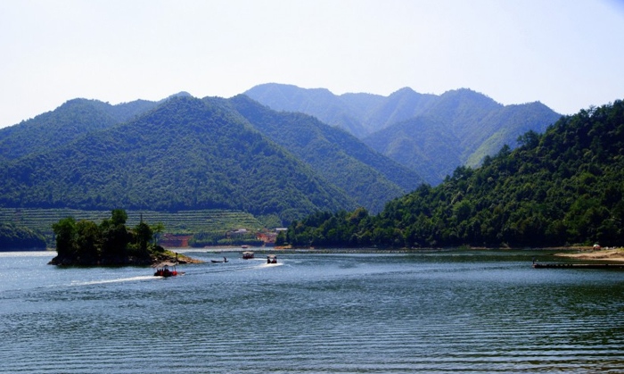  龍門(mén)古鎮·富春桃源·通(tōng)天飛(fēi)瀑·龍鱗壩·鹳山(shān)精品三日(rì)遊